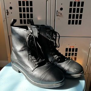 Xena Women Steel Toe Boots 9 Wide